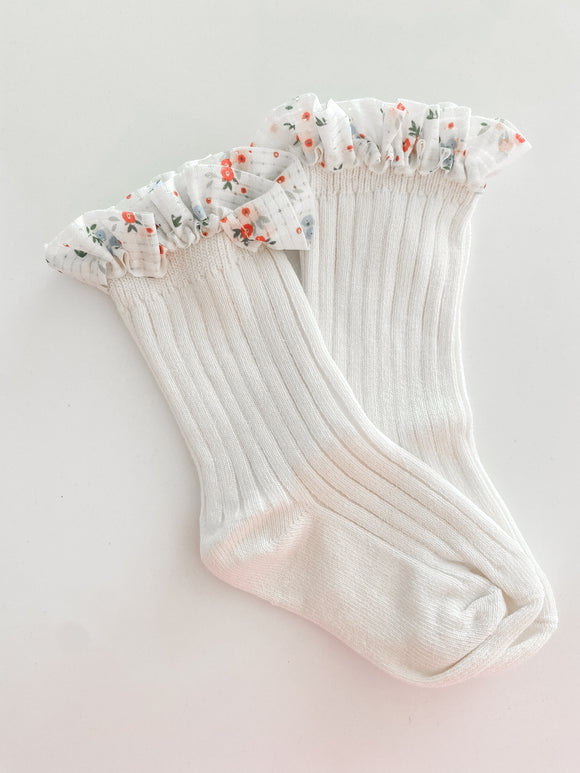 Petite Flower Ruffled Sock